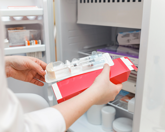 Temperaturkontrolle am Medikamentenkühlschrank: So machen MFA es richtig