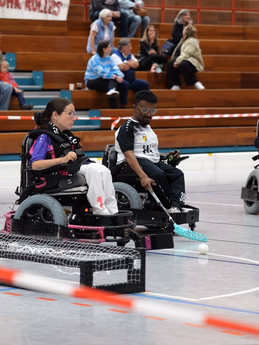 Unterstützung für die Powerchair Hockey Nationalmannschaft