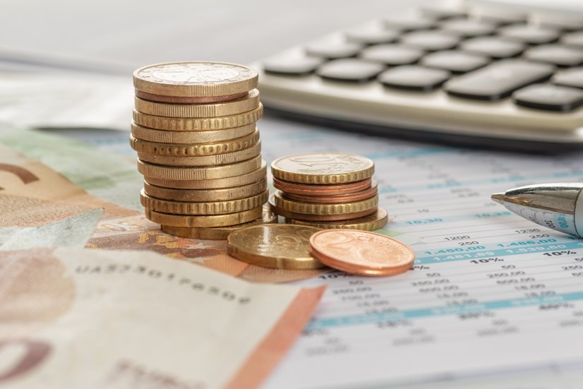 Abrechnung: Geld, Taschenrechner, Spreadsheet