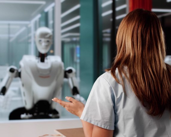 Blick in die Zukunft: Wie sieht der Beruf der MFA im Jahr 2030 aus?