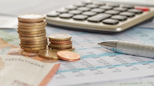 Abrechnung: Geld, Taschenrechner, Spreadsheet