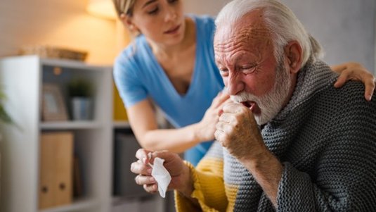 Lungenentzündung im Fokus – Symptome, Risiken und Therapien​