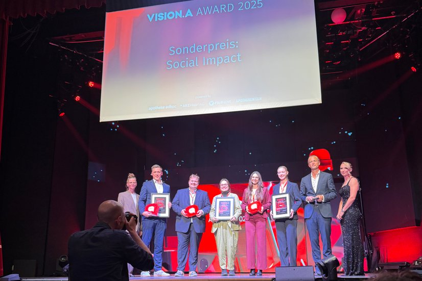 Preisverleihung Vision.A, Sonderpreis in Bronze für Dr. Ausbüttel