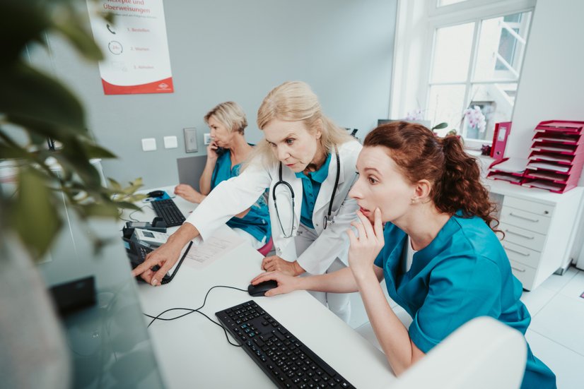 Praxisteam mit PVS-Problemen