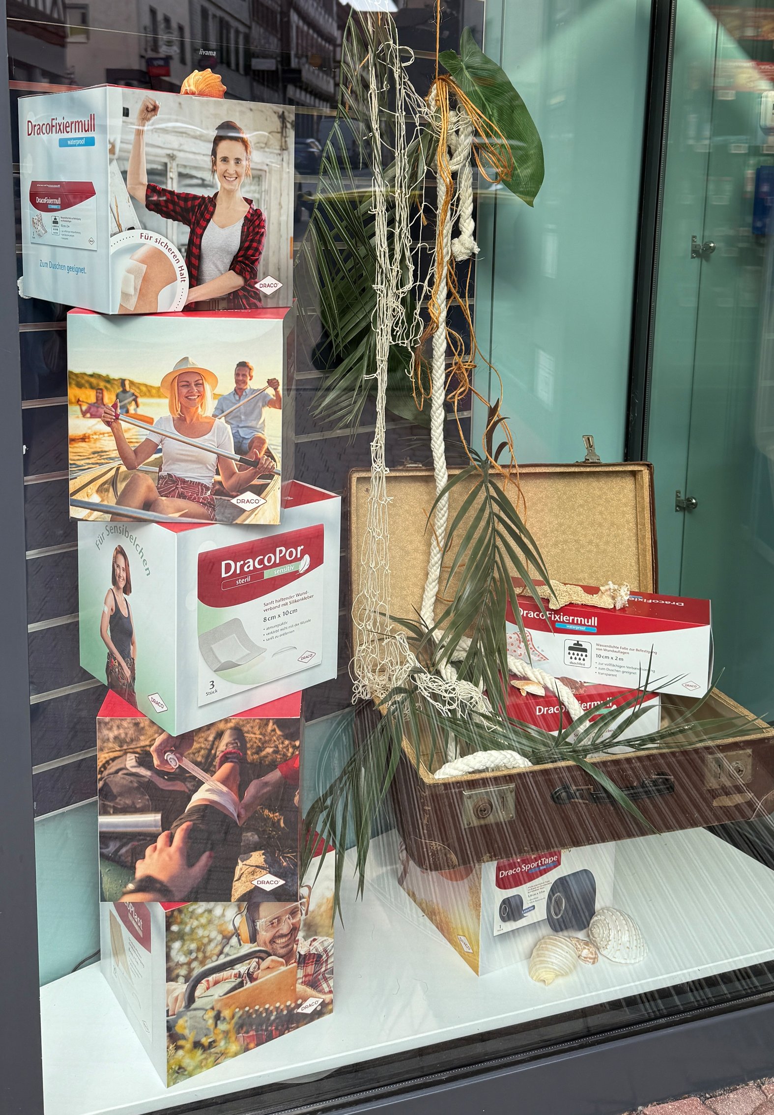 Schaufenstergestaltung in der Apotheke