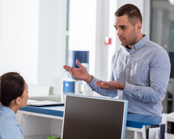Patientenunzufriedenheit bei der Terminvergabe: Frust wegen Wartezeiten vermeiden