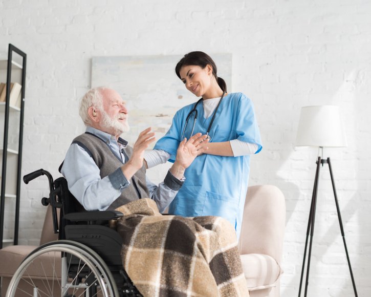 Es sollen mehr ausländische Pflegekräfte nach Deutschland kommen