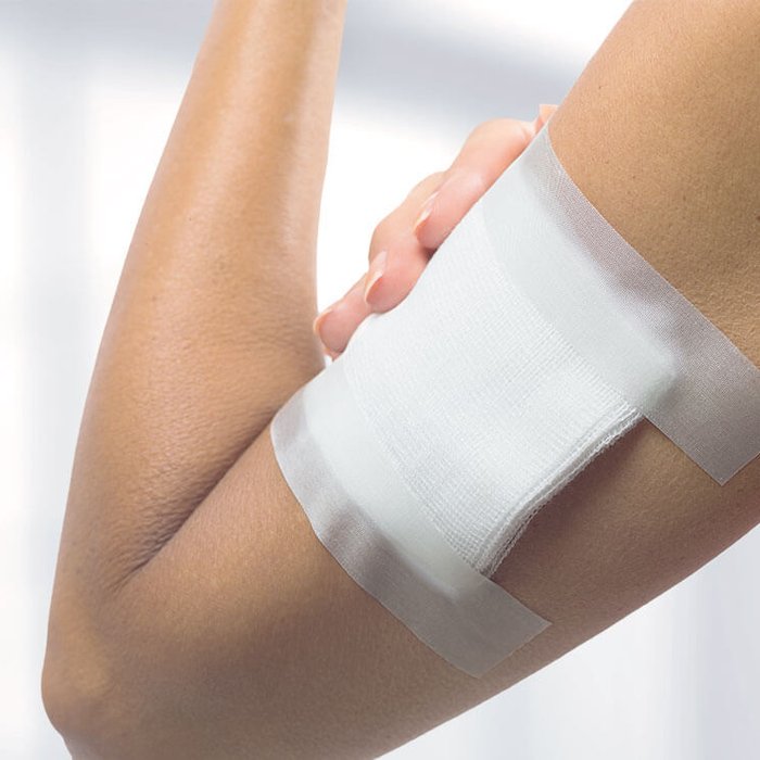 Rollenpflaster Anwendung-Arm